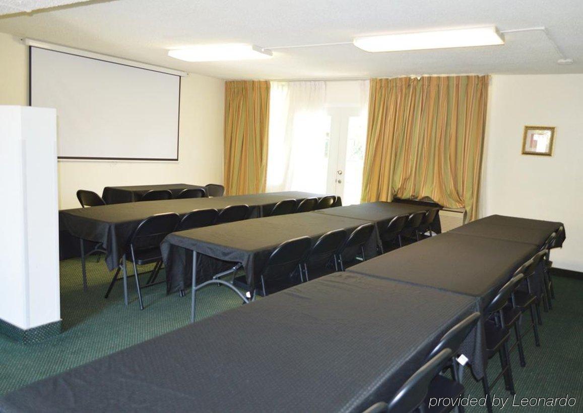Valley Hotel 3*
